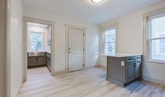 65 Burton St 2, Bristol, RI 02809
