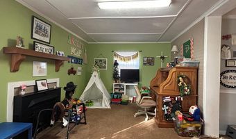 201 Bruner St, Ashford, AL 36312