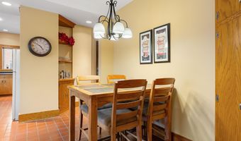 907 1st Dr NW, Austin, MN 55912