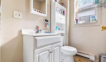 521 S Bradford St, Allentown, PA 18109