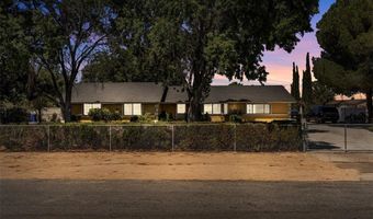 12856 Morning Star Rd, Apple Valley, CA 92308
