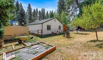 204 W Kerby St, Cascade, ID 83611