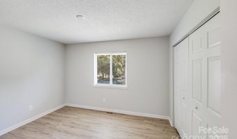 12031 Rock Canyon Dr, Charlotte, NC 28226