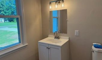 208 Holloman Rd, Ahoskie, NC 27910