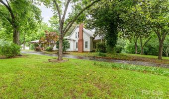 520 Eastwood Park Cir, Albemarle, NC 28001