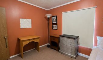 56 Belmont Dr, Akron, NY 14001