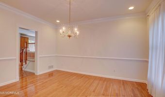 88 Vanderveer Dr, Basking Ridge, NJ 07920