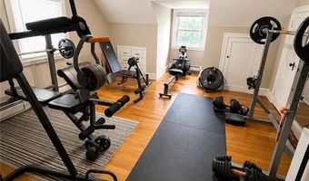 625 Mendon Rd, Cumberland, RI 02864