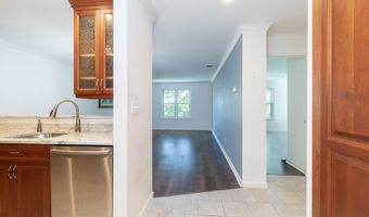 49 Rose St 307, Branford, CT 06405