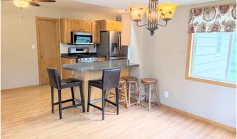 202 North Ln, Albert Lea, MN 56007
