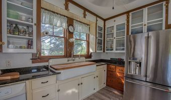 896 Sandwich Rd, Bourne, MA 02561