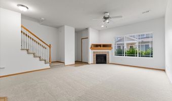 1220 NE 8th Ln, Ankeny, IA 50021