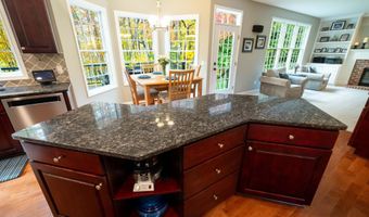 6289 Scarborough Dr SE, Ada, MI 49301