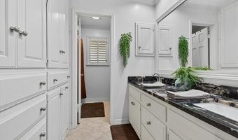 1330 Evergreen Dr, Bartlesville, OK 74006