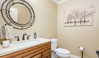 78 Deer Run Dr, Colchester, CT 06415