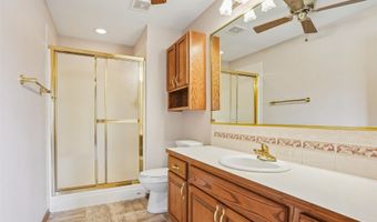 1046 8th St SE, Altoona, IA 50009