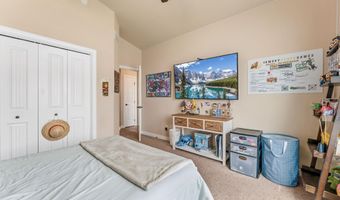 5236 SHADOW ROCK Dr, Cheyenne, WY 82009