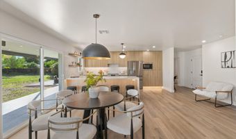 2029 W SHAWNEE Dr, Chandler, AZ 85224