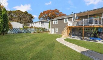 54 Salem Ave, Cranston, RI 02920
