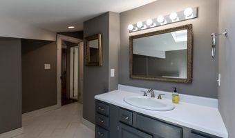 10 Ten Broeck Pl, Albany, NY 12210