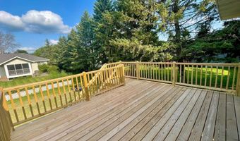 201 25th St SW, Austin, MN 55912