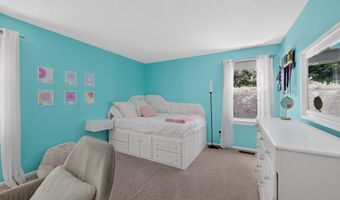 37 N Pleasant Rise, Brookfield, CT 06804