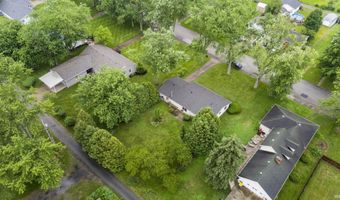 910 E 3rd St, Auburn, IN 46706