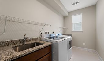 118 VICEROY Way, Lake Frederick, VA 22630