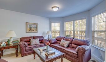 74 Driftwood Ct, Arapahoe, NC 28510