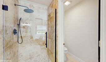 8 GEORGETOWN Ct, Algonquin, IL 60102