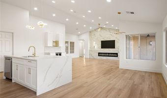 2808 Crown Ridge Dr, Las Vegas, NV 89134