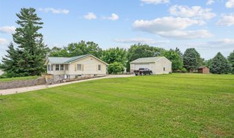 4370 NE 64th St, Altoona, IA 50009
