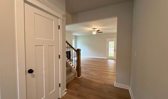 292 Rough Ridge Trl 30, Aberdeen, NC 28315