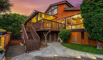 2260 E Mission Rd, Fallbrook, CA 92028