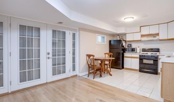 4918 SUNSET Ln, Annandale, VA 22003