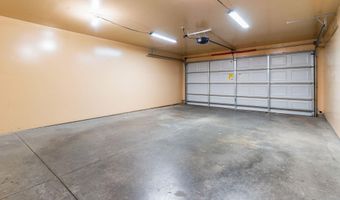 3325 N CASALOMA Dr 39, Appleton, WI 54913