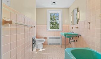 1134 Glamorgan St, Alliance, OH 44601