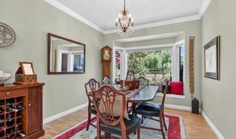 39 E Valley View Rd, Ashland, OR 97520