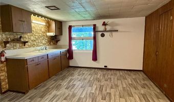 1201 Frank Hall Dr, Albert Lea, MN 56007