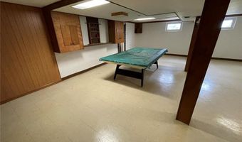 433 Essen Ln, Ballwin, MO 63021