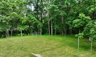 90 Taylor Ln, Alderson, WV 24910
