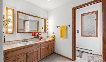 13 Curtis Ct, Broomfield, CO 80020