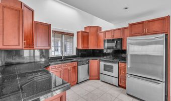 71 Irongate Ln, Aberdeen, NJ 07747