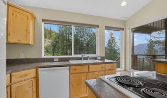 283 Quail Dr, Ahsahka, ID 83520