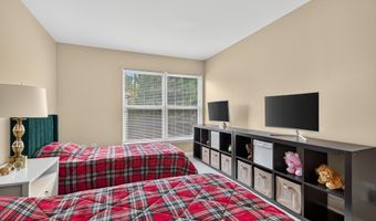 6607 THACKWELL Way 2203, Alexandria, VA 22315
