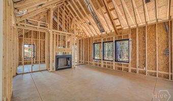 465 Stone Creek Dr, Hull, GA 30646