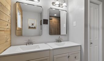 615 SUN VALLEY Dr, Cheyenne, WY 82001