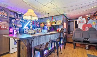 208 S Guegnon St, Abbeville, LA 70510