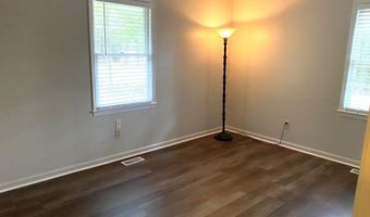901 Heather Trl, Aberdeen, NC 28315