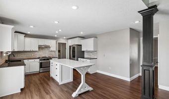 3105 NE Huntington Ln, Ankeny, IA 50021